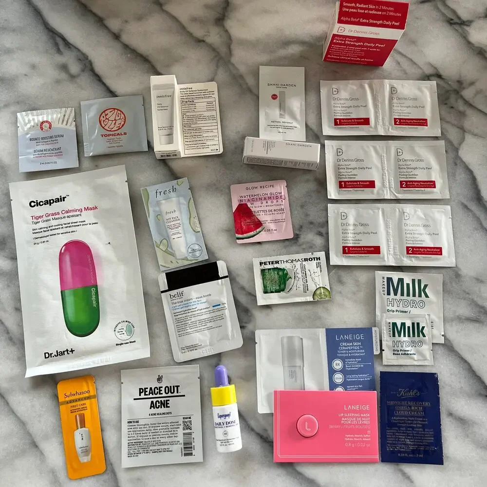 NEW Skincare Sample Lot - Picture 1 of 5